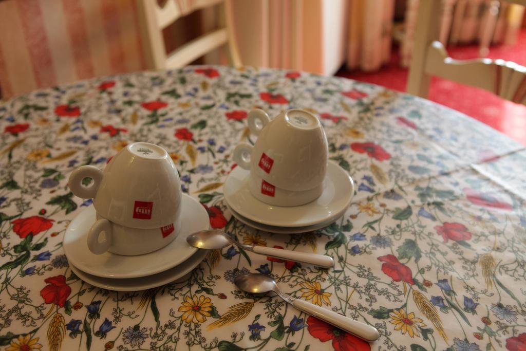 Hotel Petit Prince Antagnod Zimmer foto