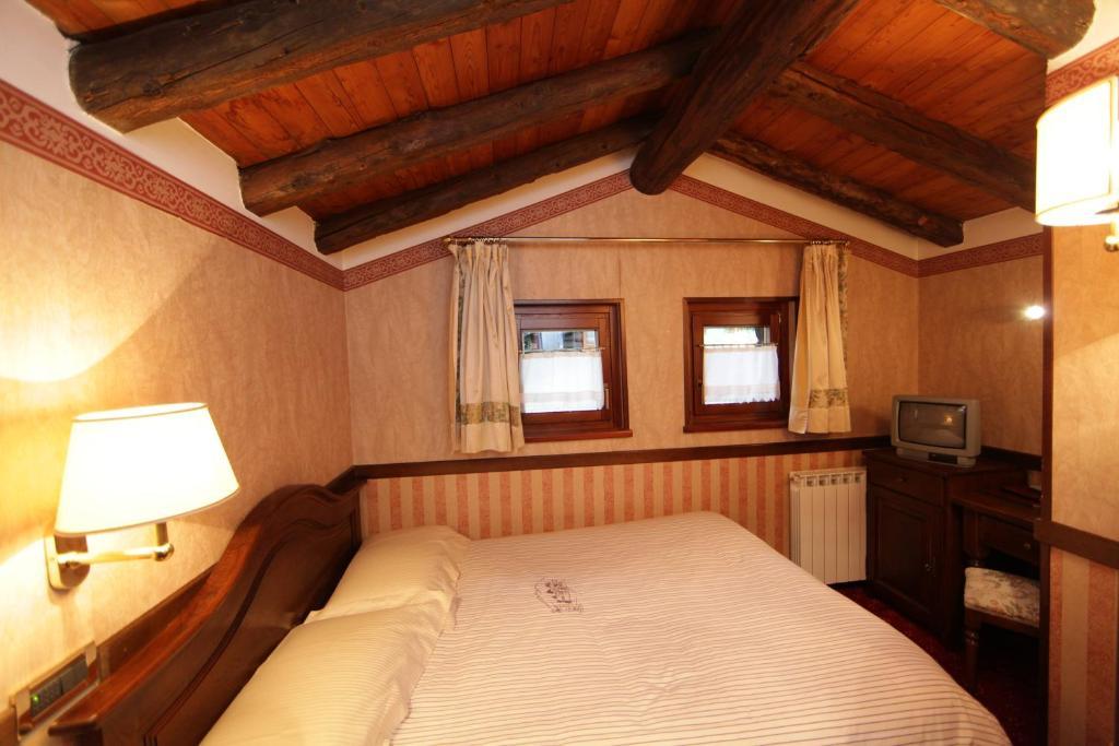 Hotel Petit Prince Antagnod Zimmer foto