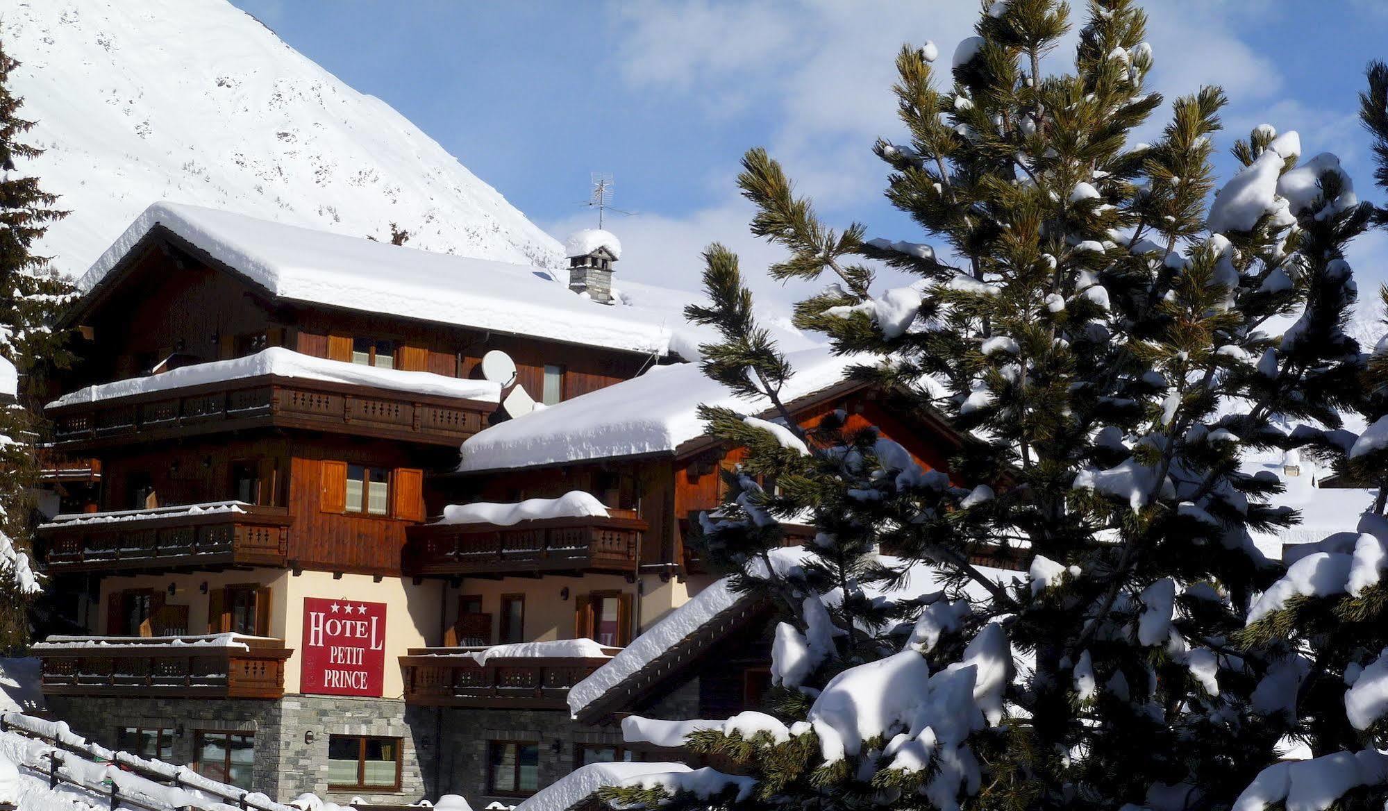 Hotel Petit Prince Antagnod Exterior foto